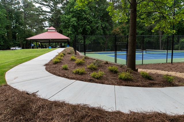 waterford park with tennis courts