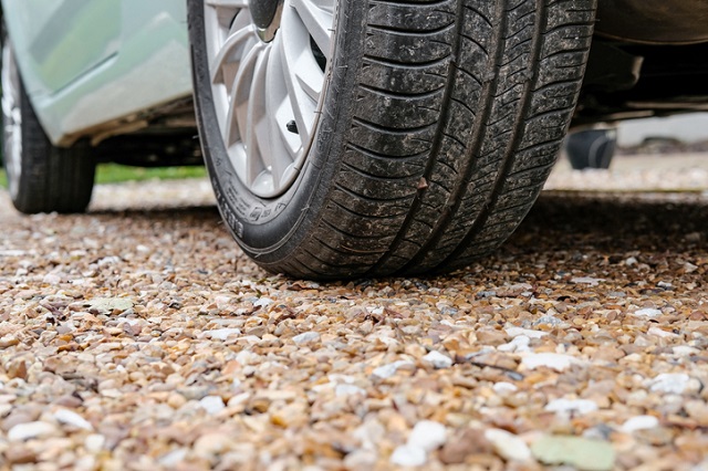 gravel driveway for web