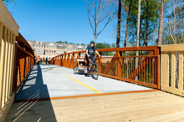 Dunwoody Trailway pedestrian bridge