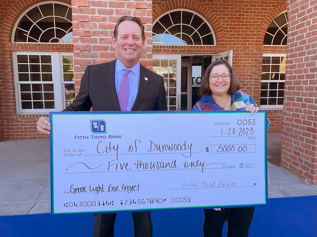 Fifth Third Bank Regional President Randy Korporc and Dunwoody Mayor Lynn Deutsch